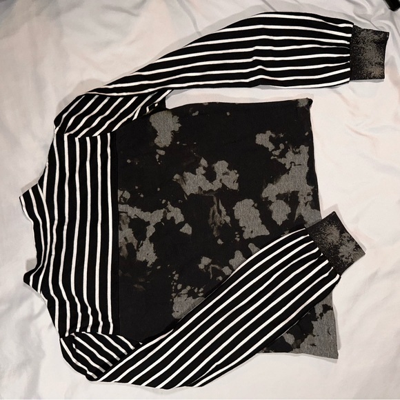 Unique bleach and striped patterned long sleeve top - Picture 9 of 9